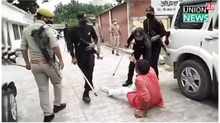Breaking News ! UttarPradesh Ayodhya Viral Video ! चुनाव के दौरान पुलिस ने  भाजपा कार्यकर्ताओं को दौड़ा दौड़ा कर मरम्मत कि ।