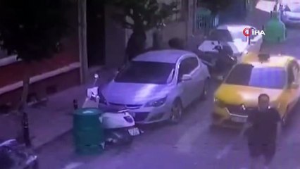 Seda Sayan'ın oğlu Oğulcan Engin’in motosikletinin çalındığı anlar kamerada