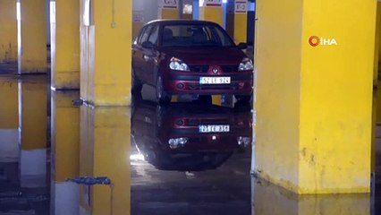 Şiddetli yağmur sonrası pazar yerinde çalışmalar devam ediyor