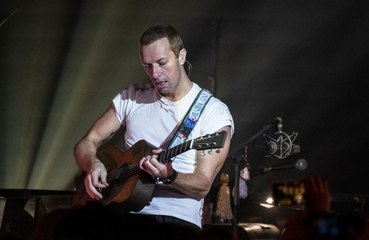 Chris Martin precisa de supervisão no Twitter