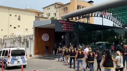 Aranan şüpheliler, 7 ayrı adrese yapılan baskınla yakalandı