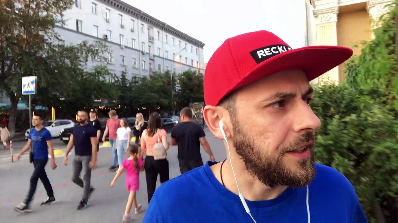 Old School Movie Theatre in Siberia❄️. Fast Track for Bike Parking in Novosibirsk | Teaser: VLOG 123