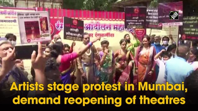 Artists stage protest in Mumbai, demand reopening of theatres