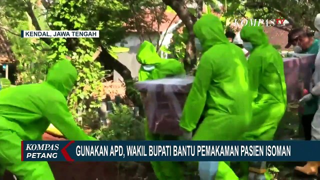 Wakil Bupati Kendal Bantu Pemakaman Pasien Isolasi Mandiri