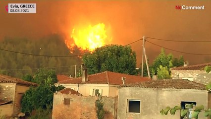 Yunanistan’da orman yangınlarıyla mücadele sürüyor: Eğriboz'da binlerce kişi tahliye edildi