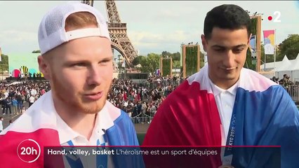 JO 2021 : les athlètes des sports collectifs ont célébré leur médaille à leur retour à Paris