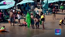 Turistas abarrotan playas de Acapulco en plena tercera ola de Covid-19