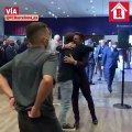 El abrazo más especial a Leo Messi