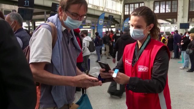 프랑스 '보건 증명서' 일상으로...독일, 유통기한 지난 백신 6만 회분 폐기 / YTN