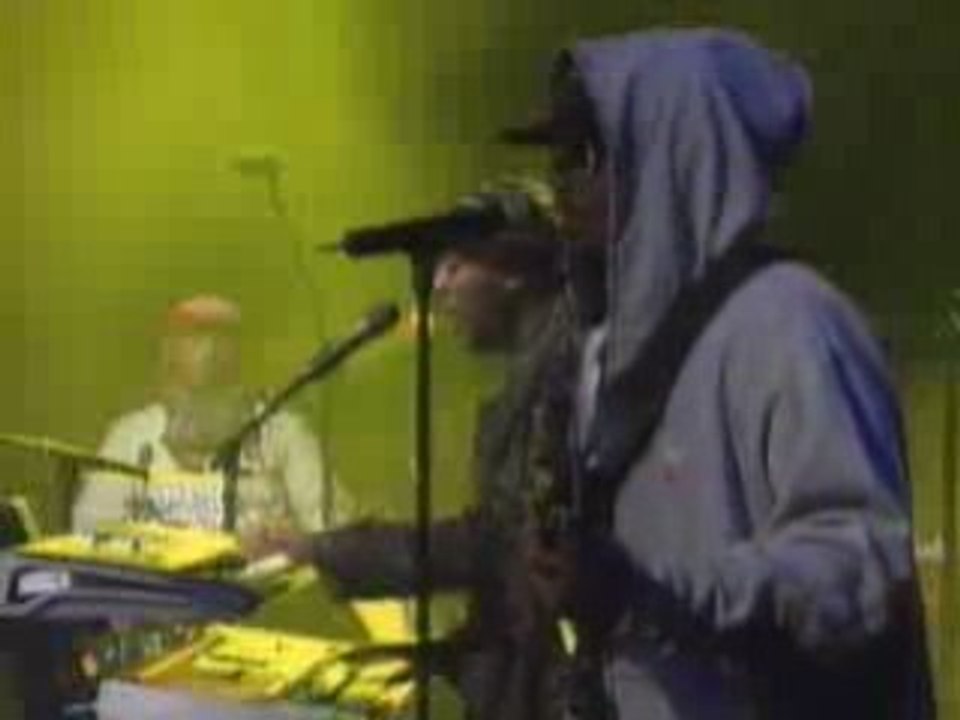 Kenna Feat N.E.R.D. - Say Goodbye To Love (Live)