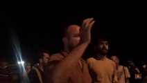 Jandarma Akbelen'de orman nöbetindeki köylüleri otoyola sürükledi