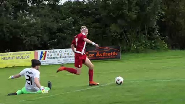 Das 2:1 für den ESV Rot-Weiß beim SC Rosdorf II durch Tobias Angerstein