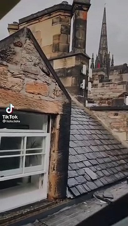 Viral Tik Tok rooftop stunt shows off Edinburgh’s stunning skyline
