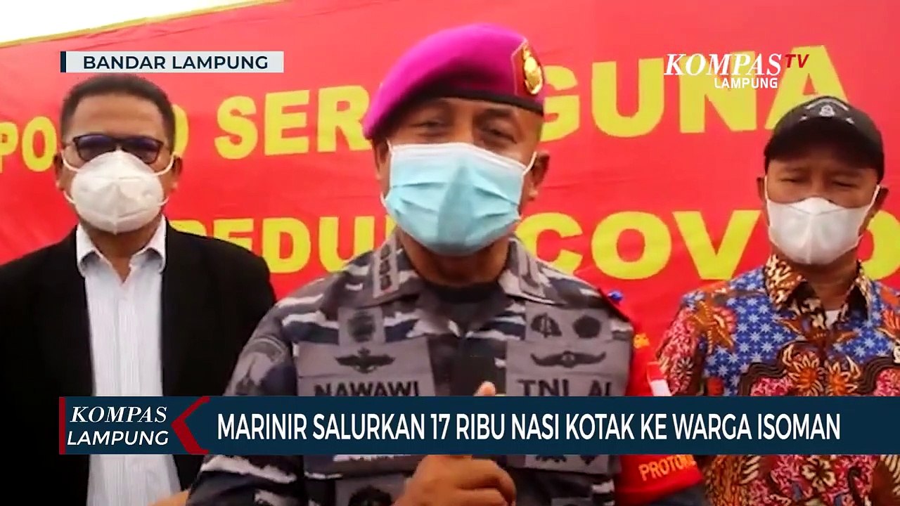 Marinir Bagikan 17 Ribu Nasi Kotak Untuk Warga Isolasi Mandiri