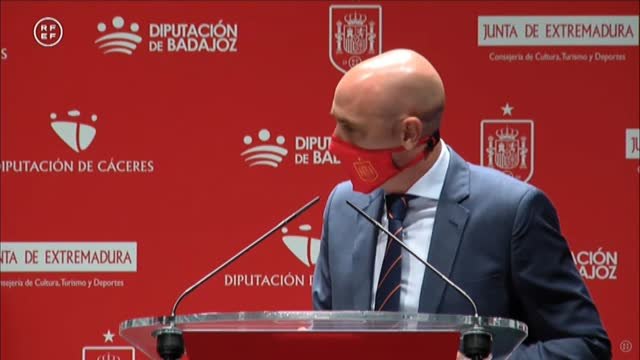 Rubiales: Podemos estar con humildad mirando los ojos a las selecciones más importantes