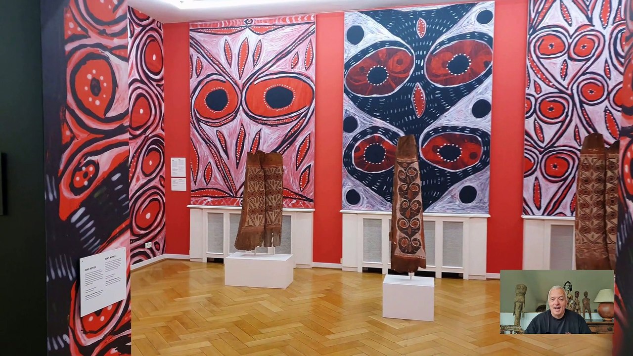 Exhibition 'Grüner Himmel, blaues Gras' in Weltkulturenmuseum Frankfurt