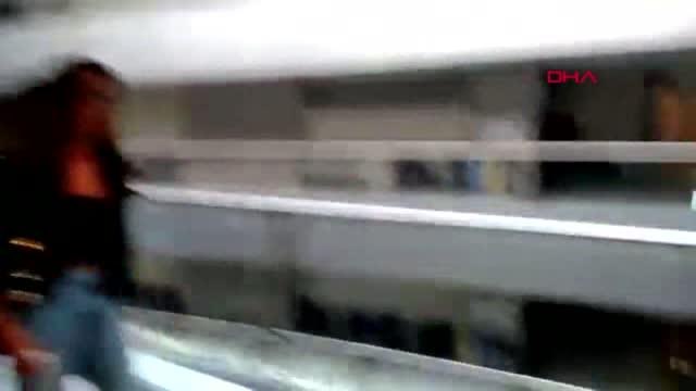 OYUNCU AYŞEGÜL ÇINAR DIŞARIDA BASIN VAR, 'BEN SANATÇIYIM, LÜTFEN BANA KELEPÇE TAKMAYIN' DEDİM