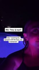 Envia SMS à namorada a dizer que está a ver os JO. Ela descobre traição