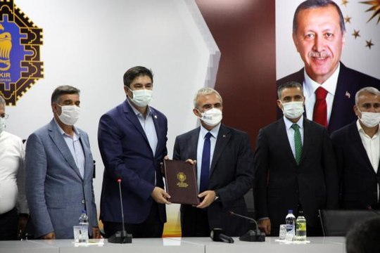 Diyarbakır Büyükşehir Belediyesi sosyal denge tazminatı sözleşmesi imzalandı