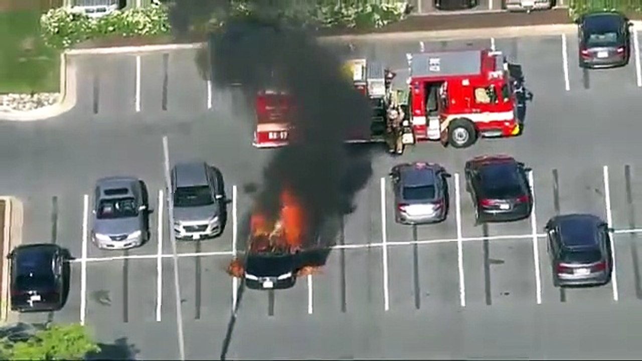 EUA. Carro arde após condutor usar desinfetante de forma imprudente