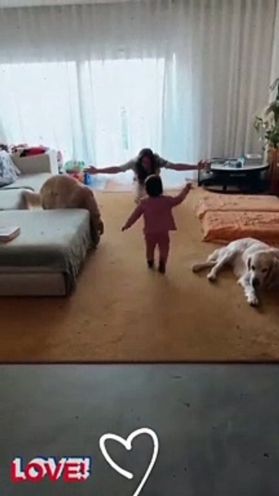 Vídeo. O reencontro de Cláudia Vieira com a filha mais nova após viagem