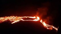 Vulcão entra em erupção na Islândia. Veja as imagens