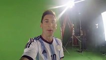 Ver a bola pelos 'olhos' de Lionel Messi