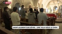 Les habitants de Saint-Laurent-sur-Sèvre rendent hommage au prêtre assassiné