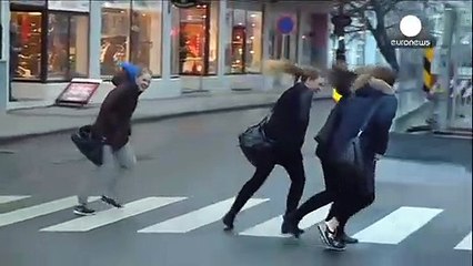 Ventos fortes dificultam compras de Natal