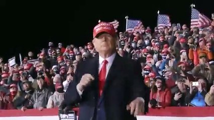 Trump divulga vídeo com as suas danças para apelar ao voto