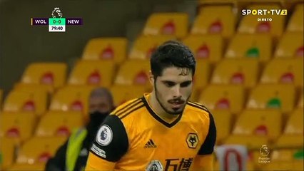 Golo de Raul Jimenez