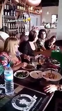 Elma Aveiro mostra festejos do aniversário da irmã