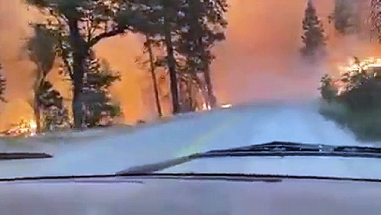 Carro escapa a incêndio