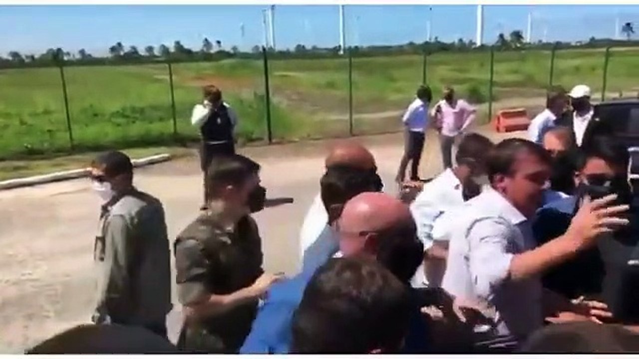 Bolsonaro, Anão