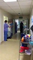 Enfermeira volta ao trabalho no mesmo hospital em que venceu a Covid-19