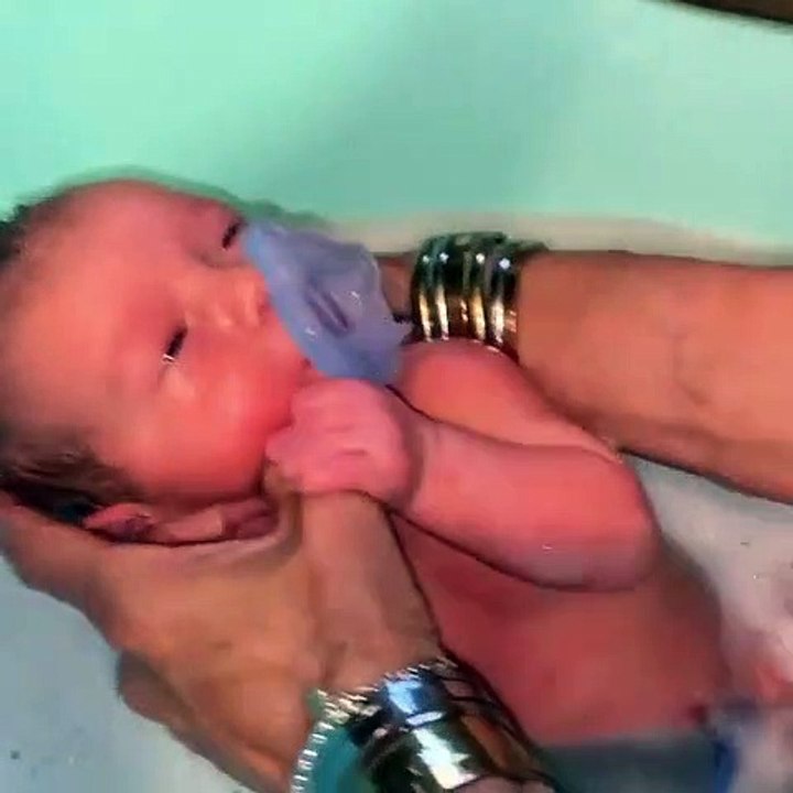 Bibá Pitta partilha vídeo novo amoroso fo neto recém-nascido