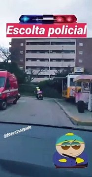 Vídeo: Apresentadores da TVI escoltados pela polícia para programa