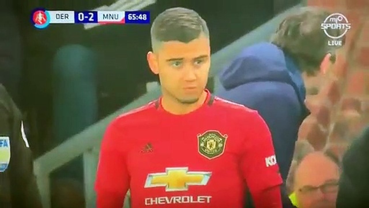 Adeptos rendidos a Bruno Fernandes