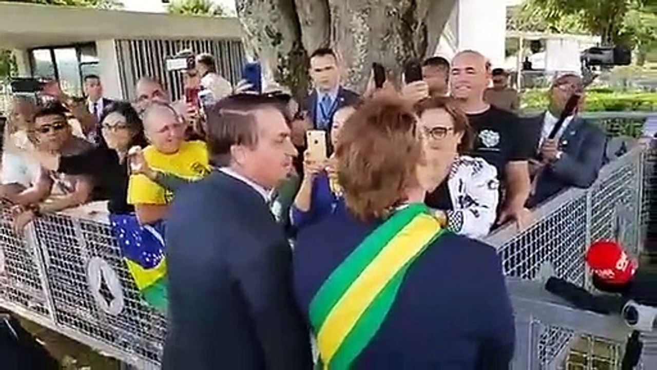 jair bolsonaro, Carioca, humorista