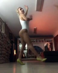 Luciana Abreu prepara-se a rigor para o Carnaval e dança em body