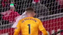 Defesa de Dean Henderson frente ao Liverpool