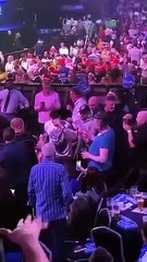 Pickford tirou as luvas e mostrou que não sabe apenas defender