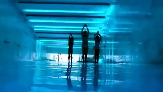 Luciana Abreu vive momentos de descanso com as filhas e exibe curvas