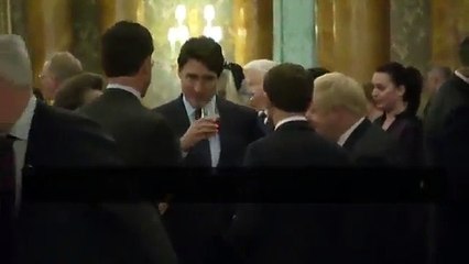 Boris Johnson, Macron, Trudeau e Mark Rutte apanhados a troçar de Trump