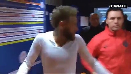 Neymar em ebolição nos túneis