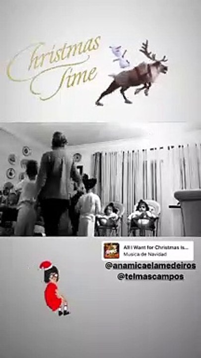 Luciana Abreu mostra decoração de Natal ao lado das quatro filhas