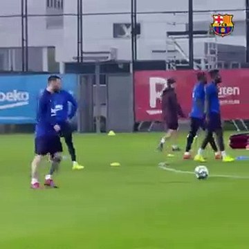 Golo de Messi em treino