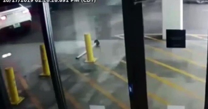 Assalto em escadas rolantes