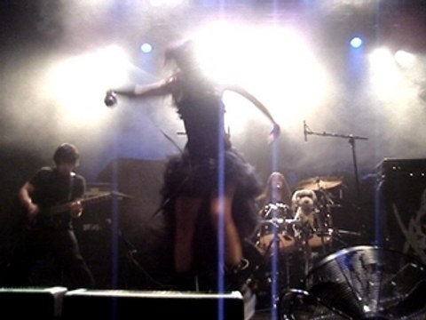 Kells Allant droit à l'envers (extrait)