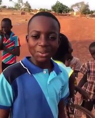 Balotelli responde a cânticos racistas